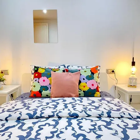 Gir Be Hostal Barcelona