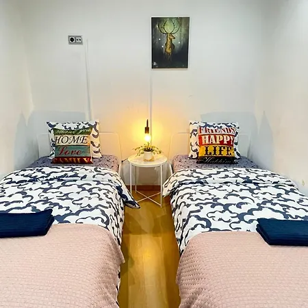 Hostel Gir Be